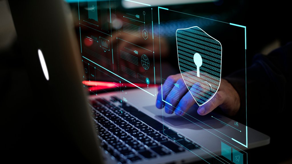 Sertifikasi Keamanan Siber Nasional: Kunci Memperkuat Ketahanan Digital Indonesia